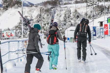 Alquiler de Equipos de Ski / Snowboard